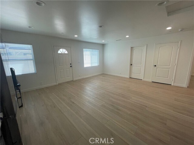 Building Photo - 1329 N Myers St