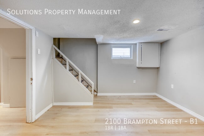 Building Photo - **Cute 1 Bedroom, 1 Bathroom Basement Close to Highway**