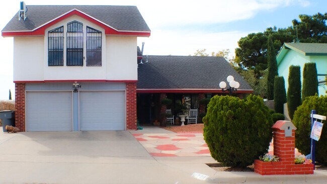 Foto del edificio - 11724 Fred Perry Dr