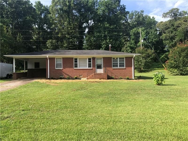Primary Photo - 688 Winndale Rd