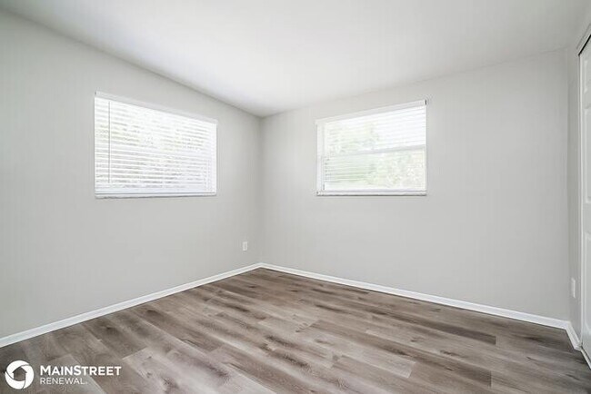 Foto del edificio - 5300 6th Ave S, St Petersburg, FL 33707