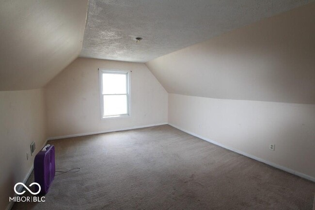 Building Photo - 879 S Tompkins St