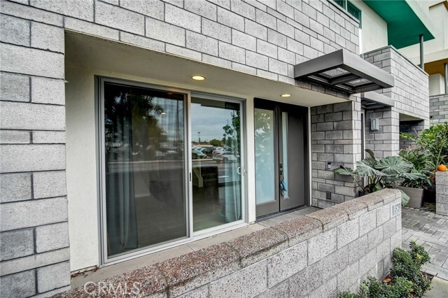 Foto del edificio - 629 W 17th St
