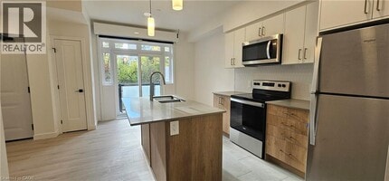 Building Photo - 31 Mill St