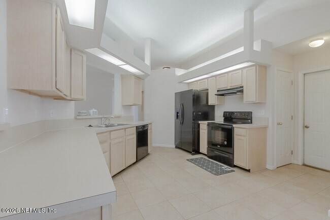 Foto del edificio - 4359 Ripken Cir E