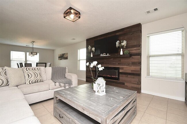 Foto del edificio - 18447 Westgate Pasture Ln