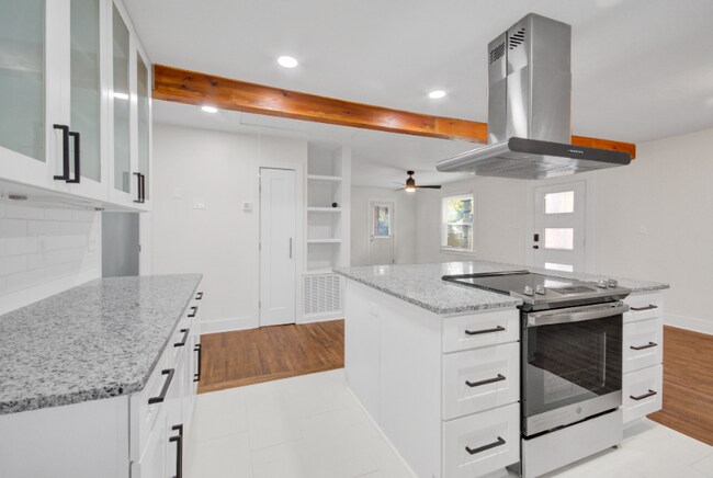 Foto del edificio - 2630 Elon St