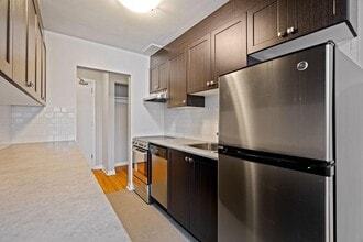 Interior Photo - 1196 Shillington