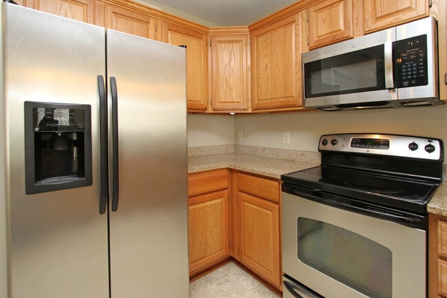 Foto del edificio - 6028 Glenbrook Ln