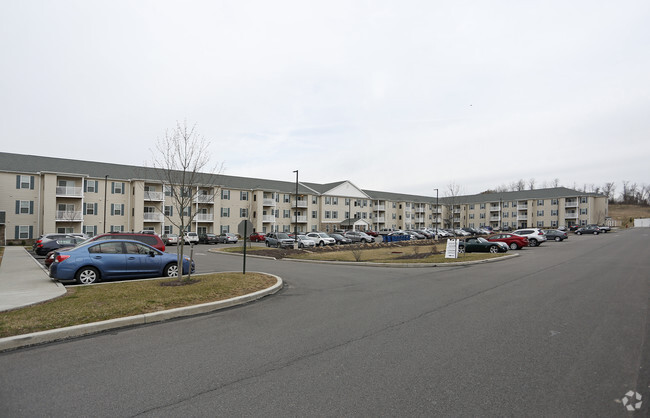 Foto del edificio - Lafayette Square Senior Apartments