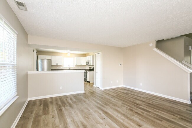 Foto del edificio - 6642 Pasco Ln