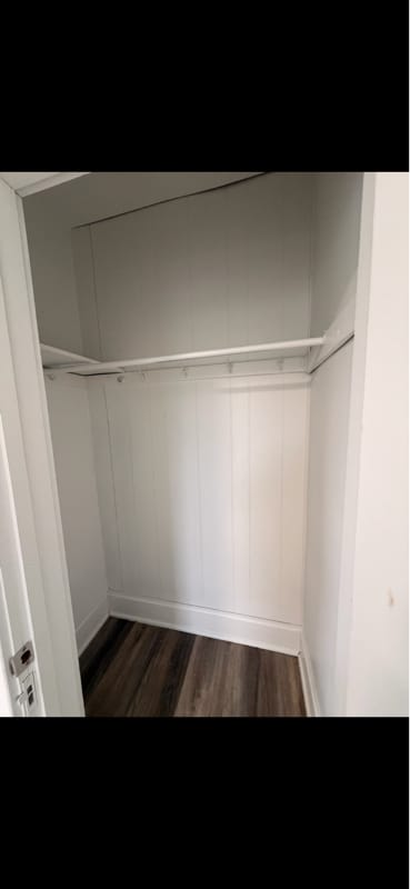 Building Photo - 1564 Laharpe St