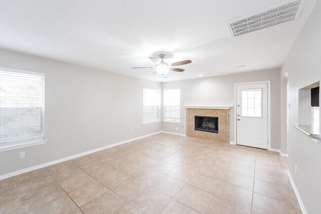 Building Photo - 23022 S Waterlake