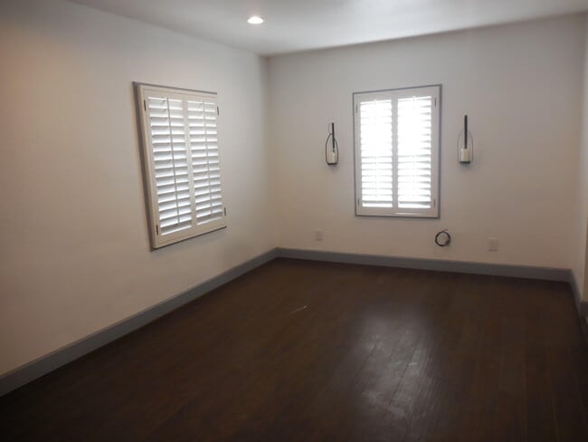 Building Photo - 3704 Bliss Ave