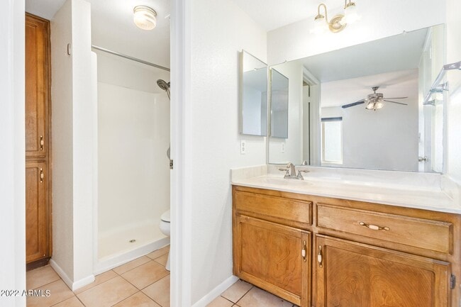 Photo - 1927 E Hampton Ave Apartment