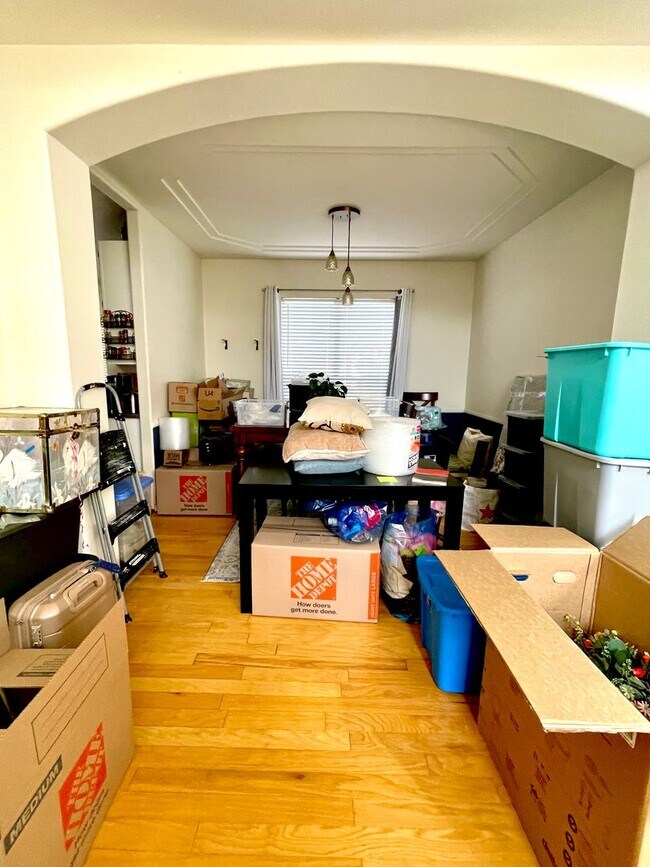 Foto del edificio - Lovely 4 BR/2.5 BA Home in Beautiful Parke...