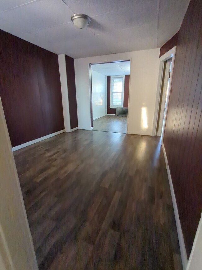 Foto del edificio - 1529 W King St