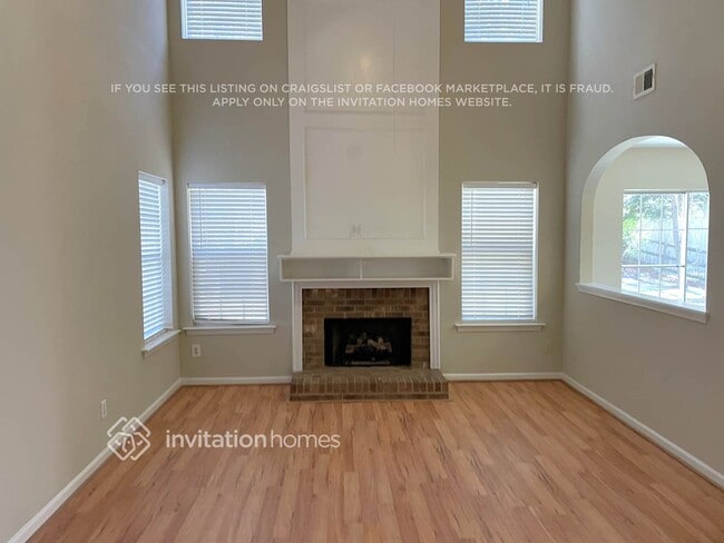 Building Photo - 12601 Cedar Crossings Dr