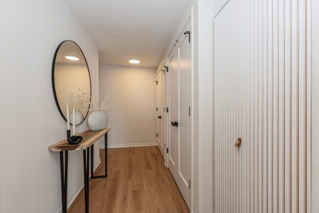 Foto del edificio - 5740 N Sheridan Rd