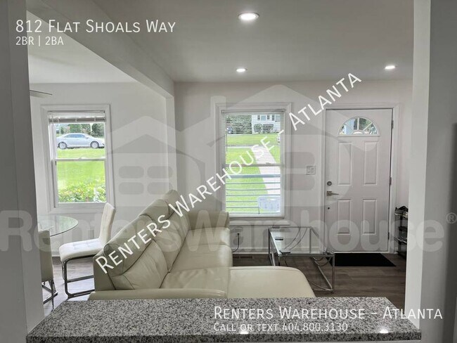 Foto del edificio - 812 Flat Shoals Way SE