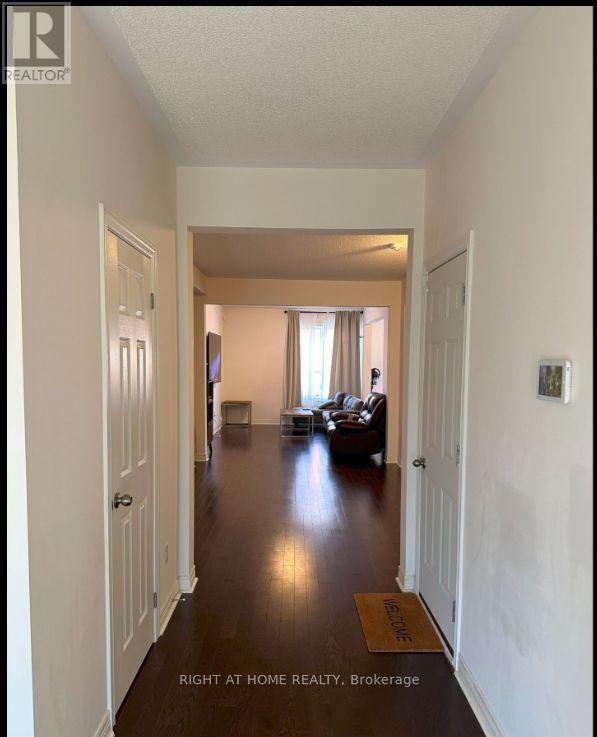 Building Photo - 609 Bessborough Dr
