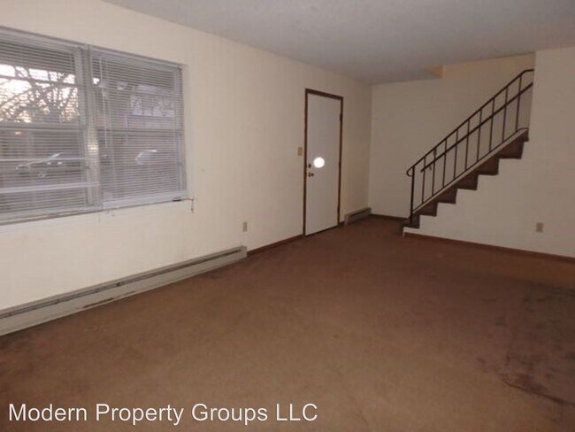 Building Photo - 3305-3307 Belle Meade Dr