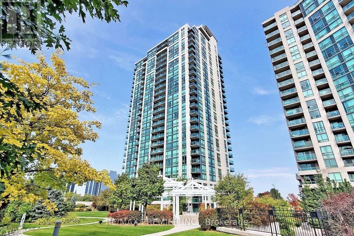 Photo principale - 88 Grangeway Ave