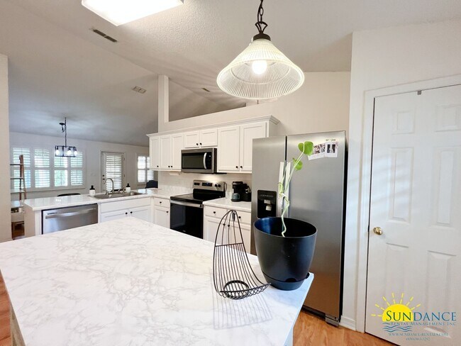 Foto del edificio - Beautiful 3 Bedroom home in Navarre!