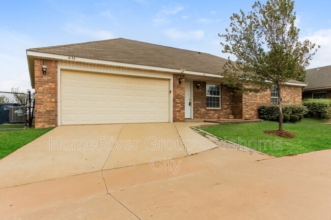 Building Photo - 6136 Cielo Terrace