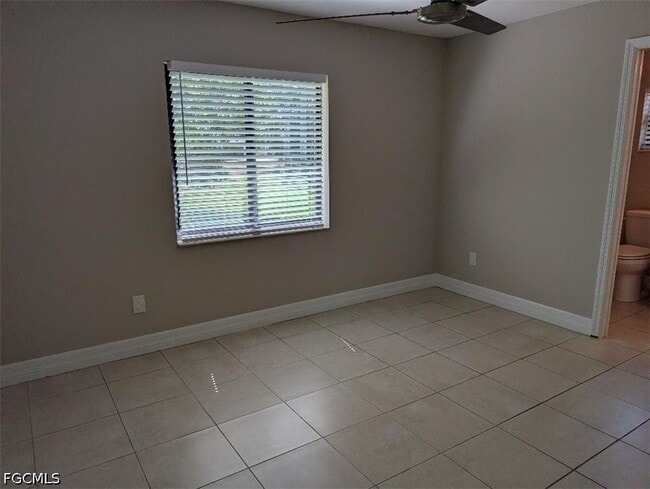 Building Photo - 4405 SW 8th Ct