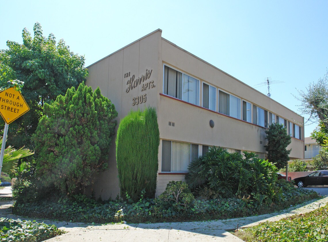 Foto del edificio - Livonia Apartments