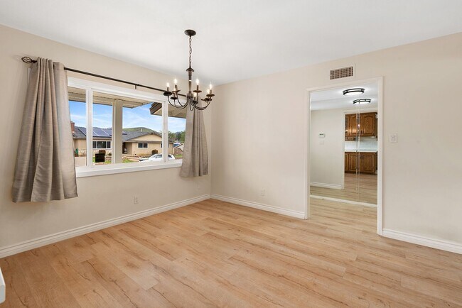 Foto del edificio - 3569 Austin Ave