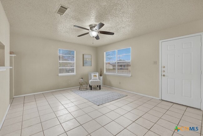 Building Photo - 807 Sturgeon Dr