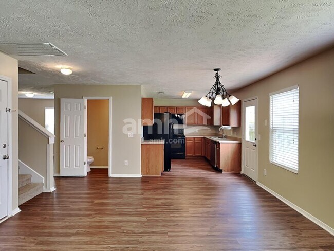 Foto del edificio - 1215 Lasalle Dr