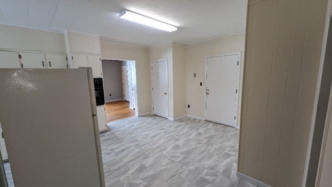 Building Photo - 17-19 McFarland St