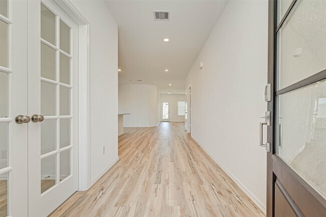 Building Photo - 21343 Bering Reach Dr