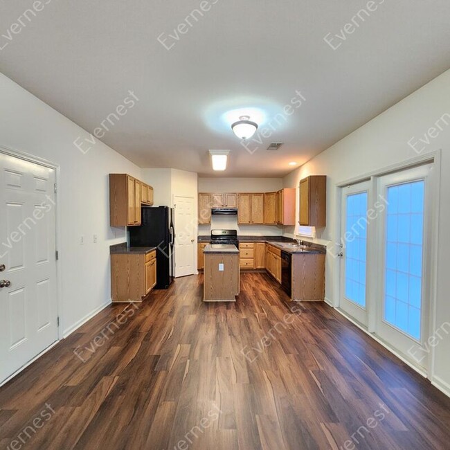 Building Photo - 4700 Stonecrop Dr