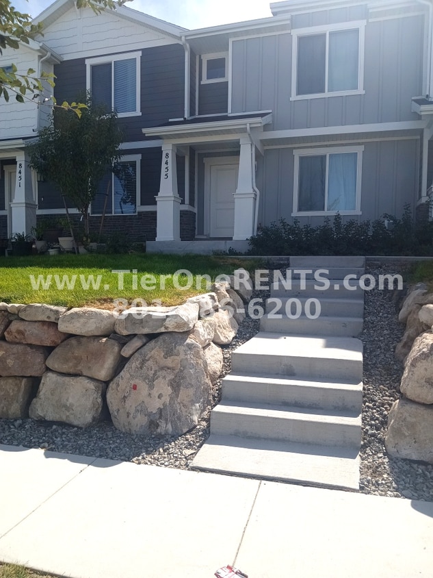 This property offers a NO DEPOSIT option available for qualified renters! - This property offers a NO DEPOSIT option available for qualified renters!