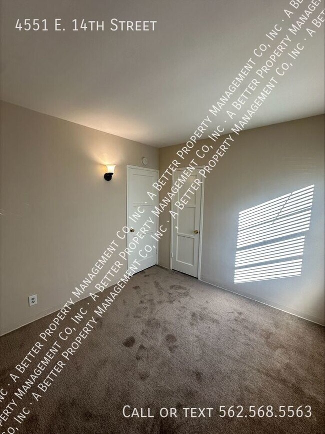 Foto del edificio - 4551 E 14th St