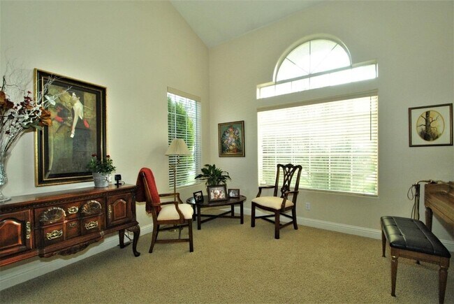 Foto del edificio - Spacious 3/2.5 Near Woodward Park