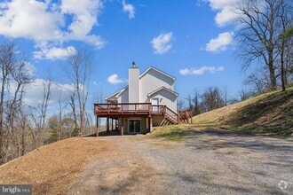 Building Photo - 21 Zinn Way