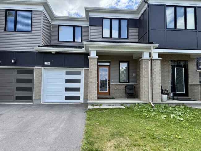 Building Photo - 270 Atima Cir