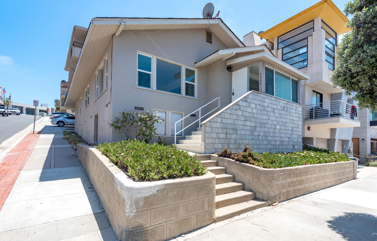 Apartments Near Manhattan Beach