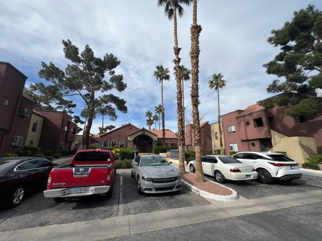 Building Photo - 4050 Pacific Harbors Dr