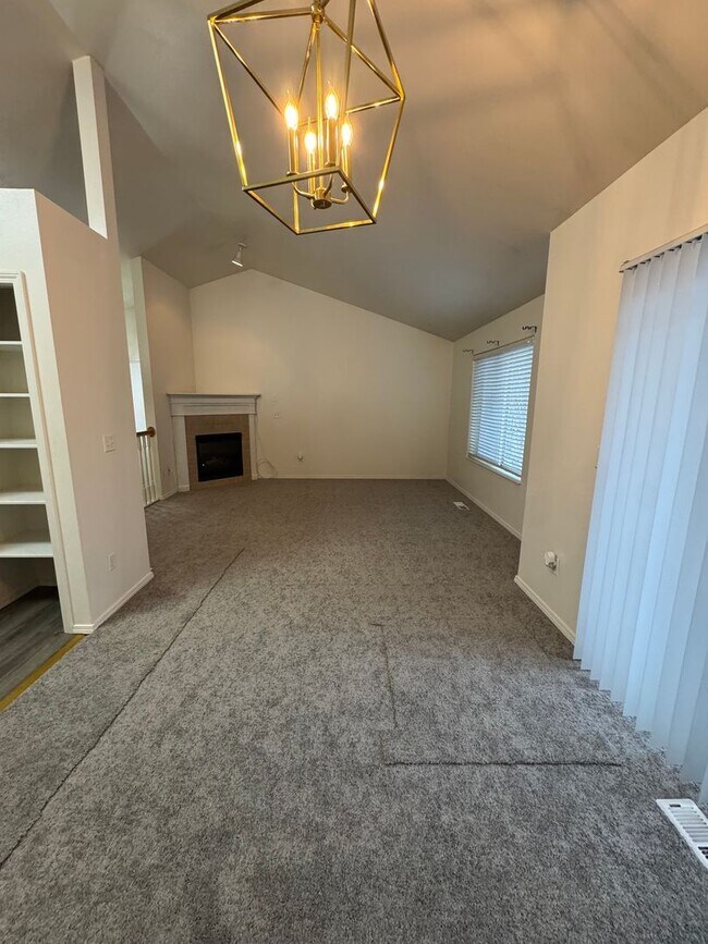 Foto del edificio - 100 Burton St