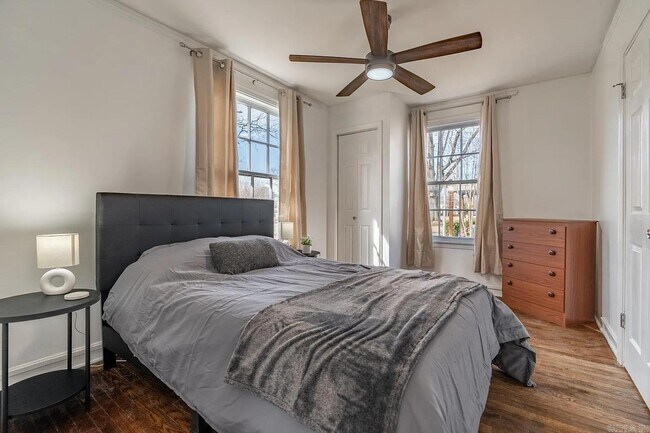 Foto del edificio - 3414 N Magnolia St