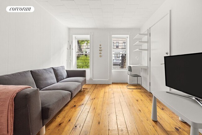 Foto del edificio - 313 12th St