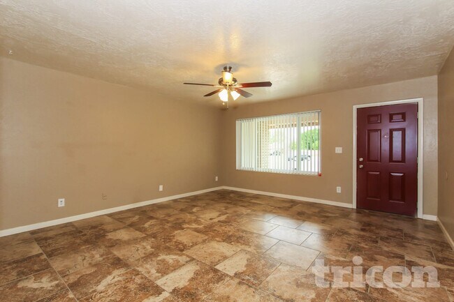 Foto del edificio - 4309 W Ruth Ave