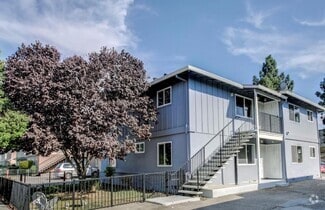 Building Photo - 832 Jeanne Ave