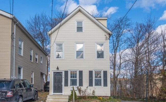 Building Photo - 14 Fidelity Pl